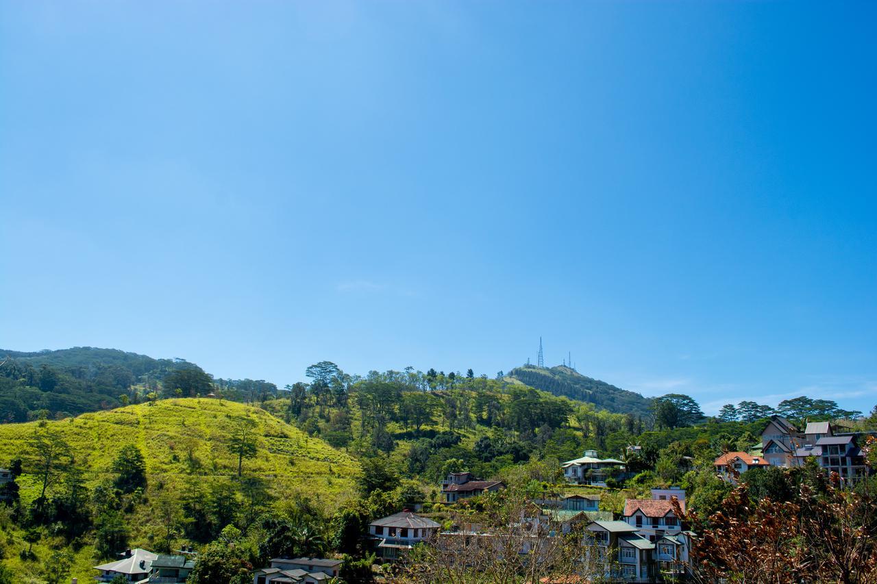 Kandyan Fo Rest Luaran gambar